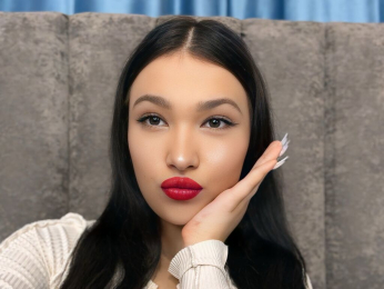 AlinaCrystals webcam livejasmin model stream image