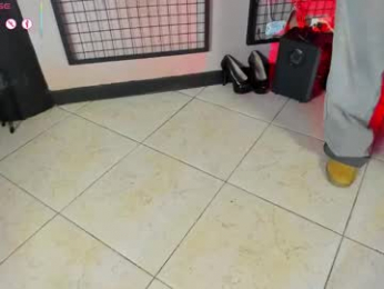 twisted_fantasy_ webcam model stream image