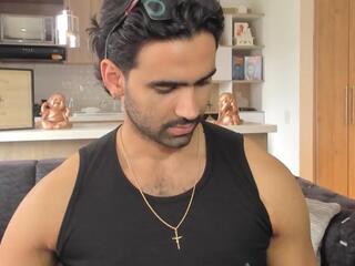 Bradley Martin webcam model stream image