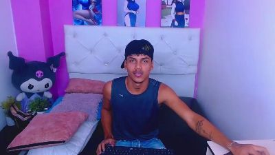 angel_foxc_ webcam model stream image
