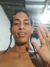 AlexaWarner webcam stripchat model stream image