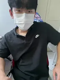 kr_hotguy1 webcam stripchat model stream image