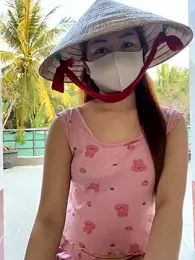 BabyThree_ webcam model stream image