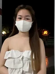 BabyThree_ webcam model stream image