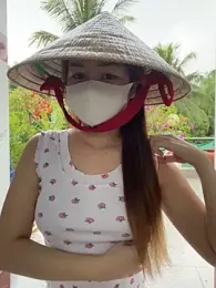 BabyThree_ webcam model stream image