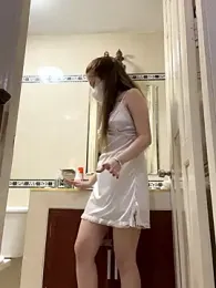 BabyThree_ webcam model stream image