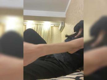 Kissa18M webcam model stream image
