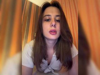 MoniClark webcam bongacams model stream image