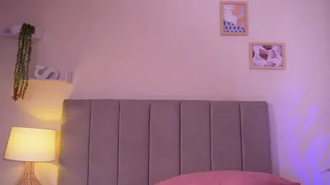 curvyliciousss webcam model stream image