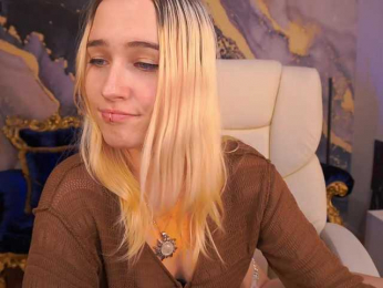 LilElfie webcam model stream image