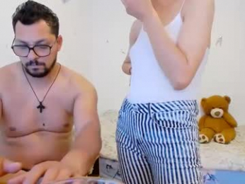 real_coupl3 webcam model stream image