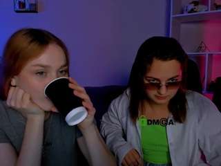 ellie-fire webcam model stream image