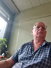 andrejoyfull64 webcam model stream image