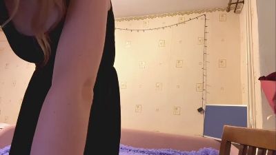 AlmaHesson webcam model stream image