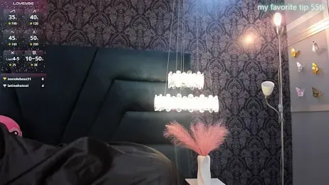 Vivi_prinncess webcam model stream image