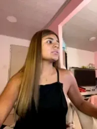 pamell_col webcam stripchat model stream image