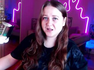 Lizzy Shine webcam model stream image