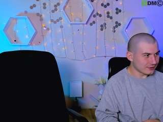 louis-tiger webcam model stream image