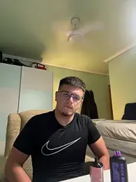 gorka_dom webcam model stream image