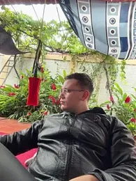 Neil_and_isaac webcam stripchat model stream image