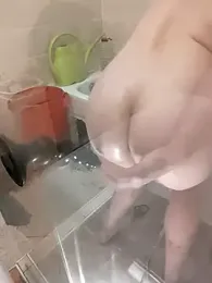 Matttthees webcam model stream image