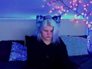 joannlowe webcam model stream image