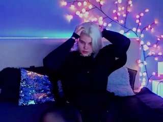 joannlowe webcam model stream image