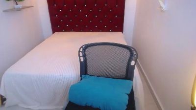 minibrowniet69 webcam model stream image