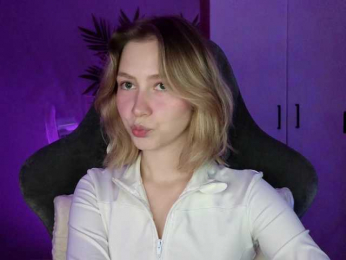 KUQOSA webcam model stream image