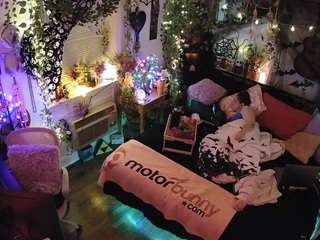 voyeurcam-veccasalt-01 webcam camsoda model stream image