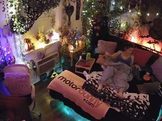 voyeurcam-veccasalt-01 webcam camsoda model stream image