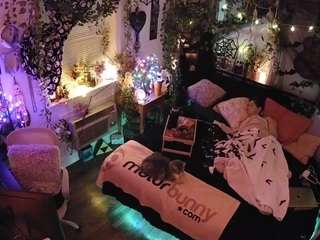 voyeurcam-veccasalt-01 webcam camsoda model stream image