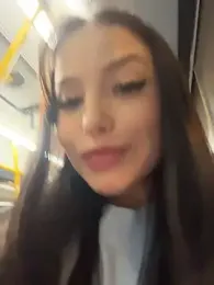 Kissy_Moon webcam model stream image