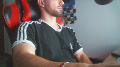 Onflamesss webcam cam4 model stream image