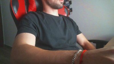 Onflamesss webcam model stream image