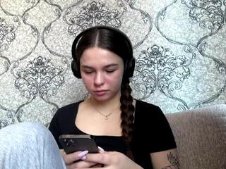 Bree Peckinpaugh webcam model stream image