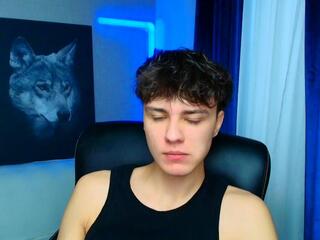 Eryk Adams webcam model stream image