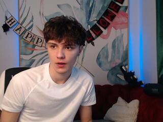 Eryk Adams webcam model stream image