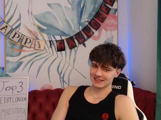 Eryk Adams webcam model stream image