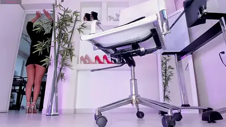 hannah_howeell__ webcam model stream image