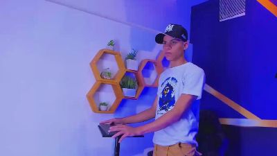 imperial_boys_ webcam model stream image