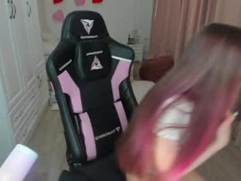 yourcassidy webcam model stream image