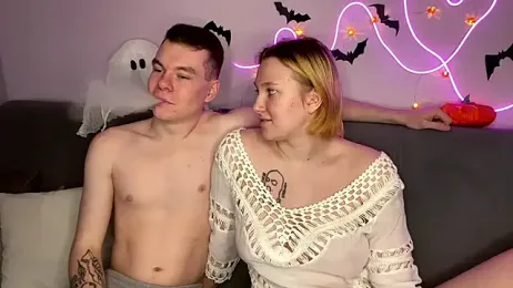 julielourens webcam model stream image