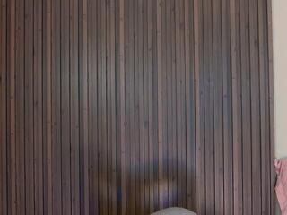 Lucia Saanvi webcam model stream image