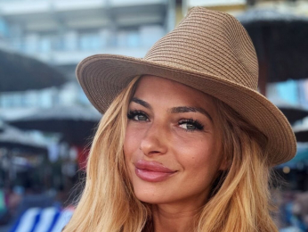 RonieParker webcam model stream image