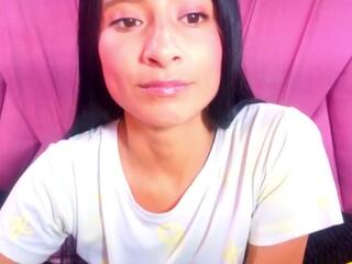 Bren Daa webcam flirt4free model stream image