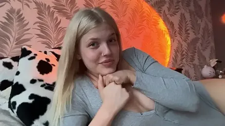 Maya_Rave webcam model stream image