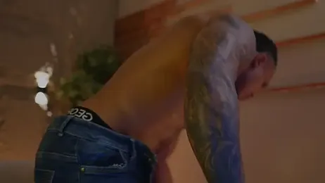 Logan_Varela webcam stripchat model stream image