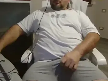 iron_boy80 webcam model stream image