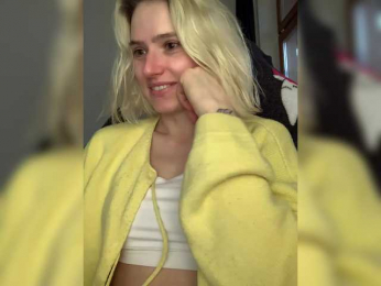 Asya_ webcam model stream image